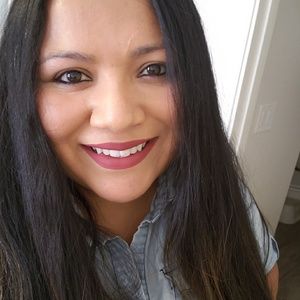 Meet your Posher, Alisha
